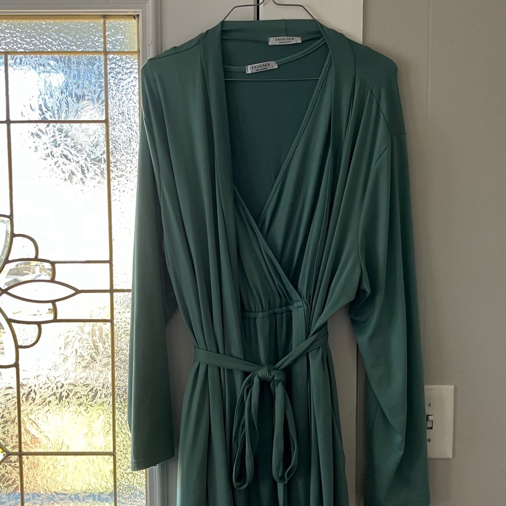 Jade Green Robe and Dress L